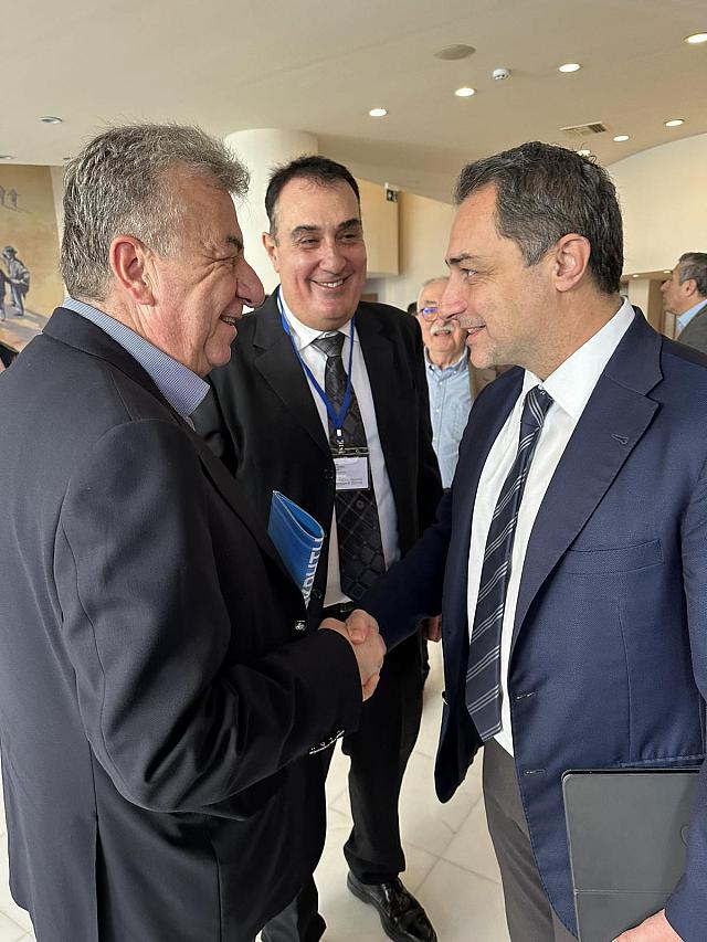 αρναουτακης - σενετακης