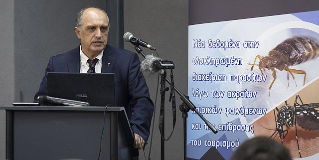 αντώνης παπαδάκης