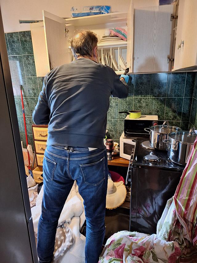 ΛΗΣΤΕΙΑ ΣΑΛΑΜΙΝΑ