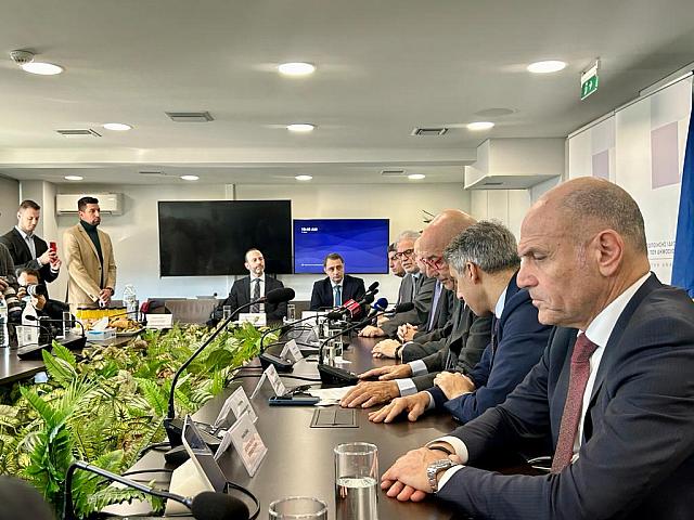 Λιμάνι Ηρακλείου - Υπογραφές ΤΑΙΠΕΔ