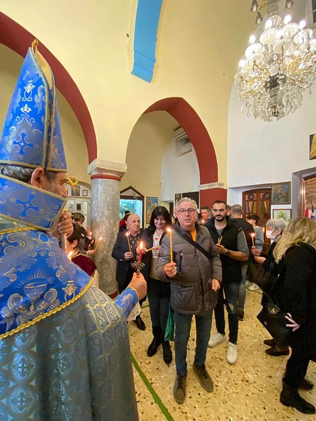 αρμένικη εκκλησία χριστούγεννα