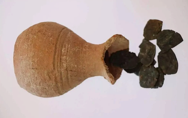 ΑΡΧΑΙΟΣ ΚΟΥΜΠΑΡΑΣ