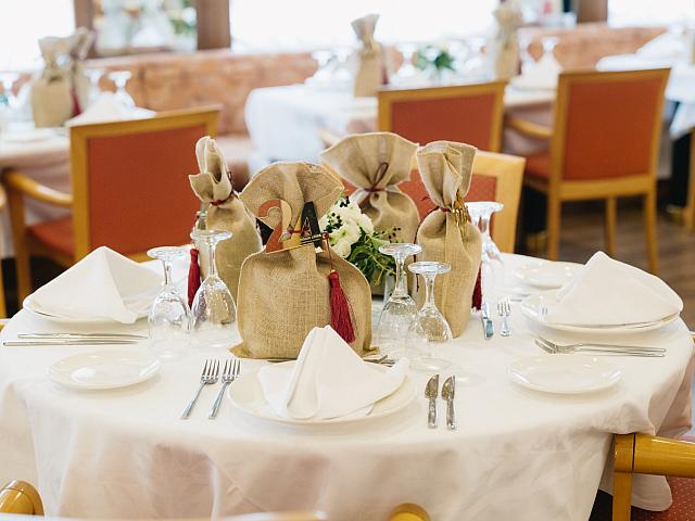 minoan κοκκινάκη