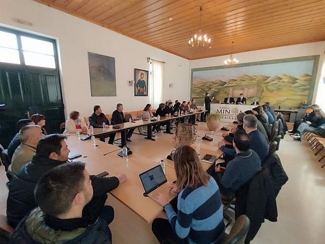 Αυγενάκης - Καστέλι 