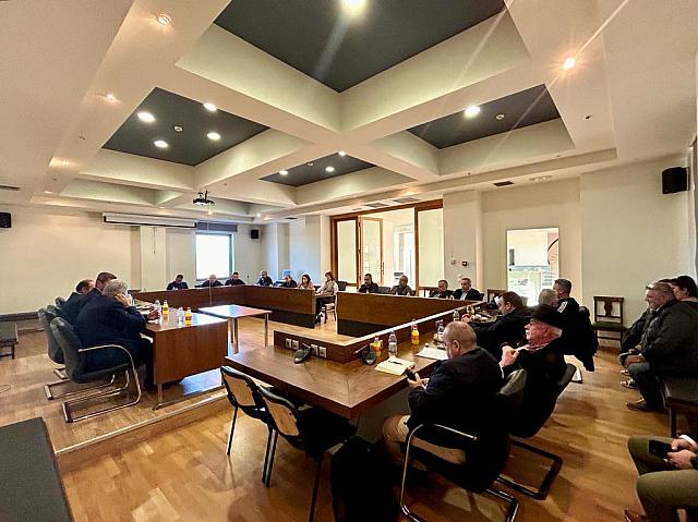 ΣΥΣΚΕΨΗ ΑΝΗΛΙΚΩΝ