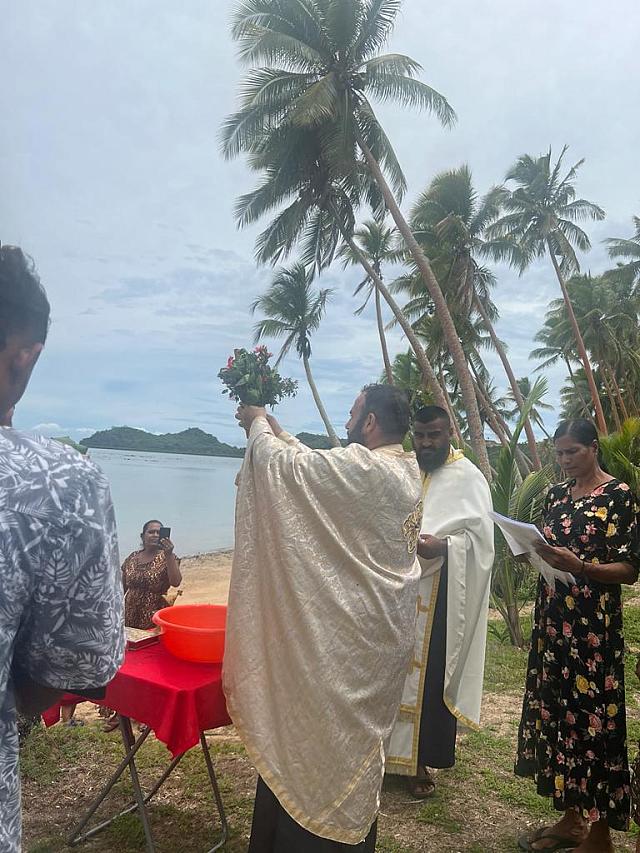 νησια φιτζι - αγιασμος