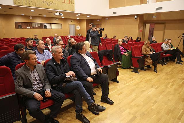 Αλέξης Καλοκαιρινός