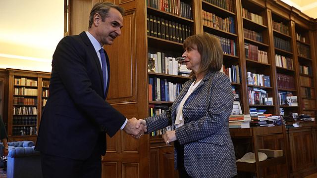 Μητσοτάκης Σακελλαροπούλου