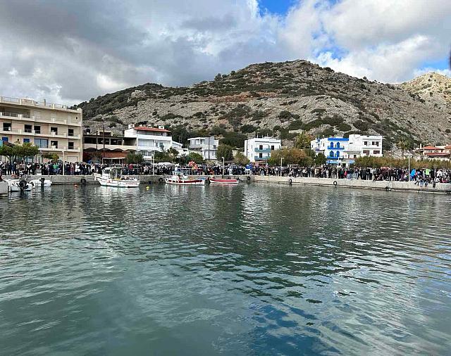 τσουτσουρας θεοφανεια