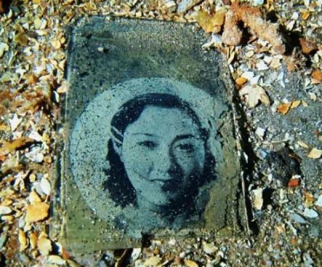 Το μεγαλύτερο υποβρύχιο νεκροταφείο του κόσμου, γεμάτο πλοία και σκελετούς