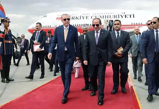 ΕΡΝΤΟΓΑΝ ΣΙΣΙ