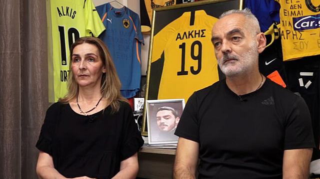 γονείς άλκη καμπανού