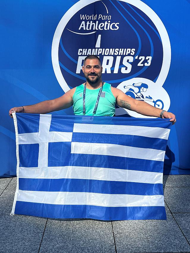 Μανώλης Στεφανουδάκης