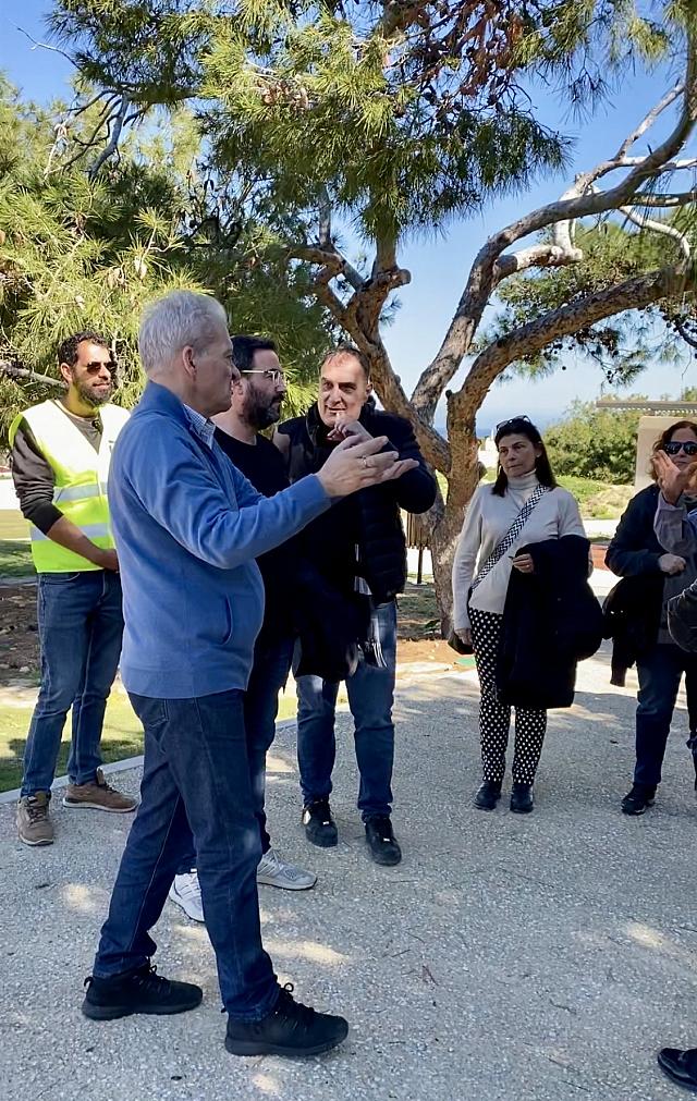 ΚΑΛΟΚΑΙΡΙΝΟς - ΕΝΕΤΙΚΑ ΤΕΙΧΗ