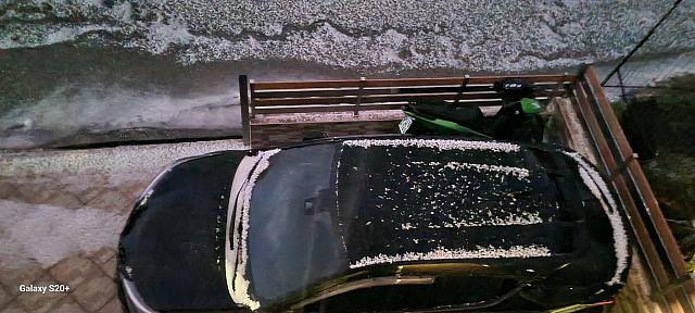 χαλαζι στο μεσοχωριό