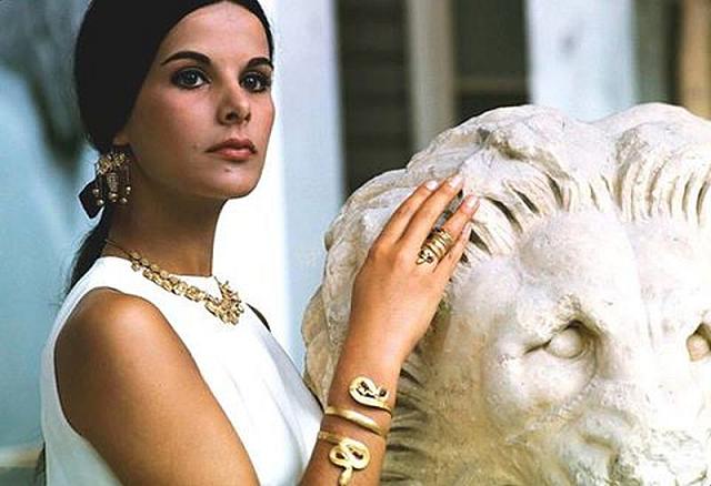 ελενα ναθαναήλ