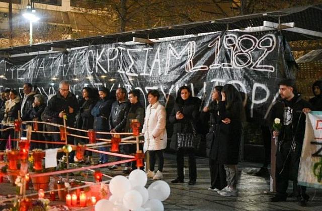 Τέμπη κεριά