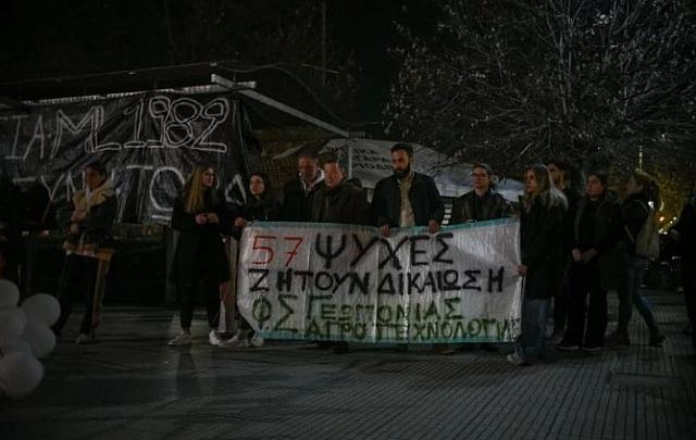 Τέμπη κεριά