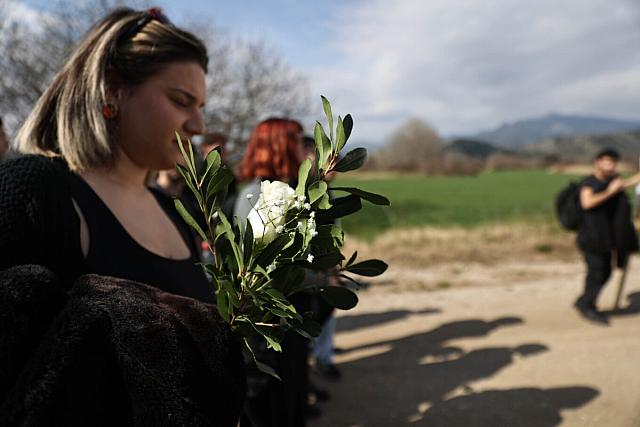 Τέμπη μνημόσυνο