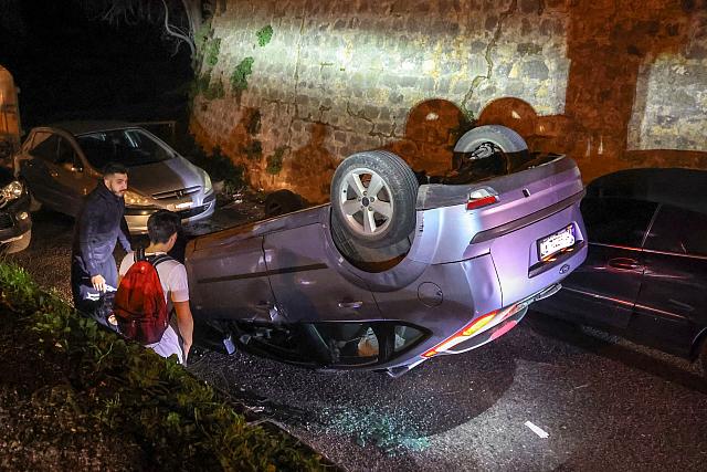 ΤΡΟΧΑΙΟ ΣΤΟ ΠΆΡΚΙΝΓΚ