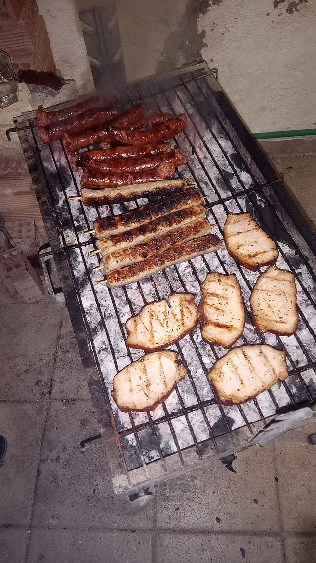 ψησιμο στα καρβουνα