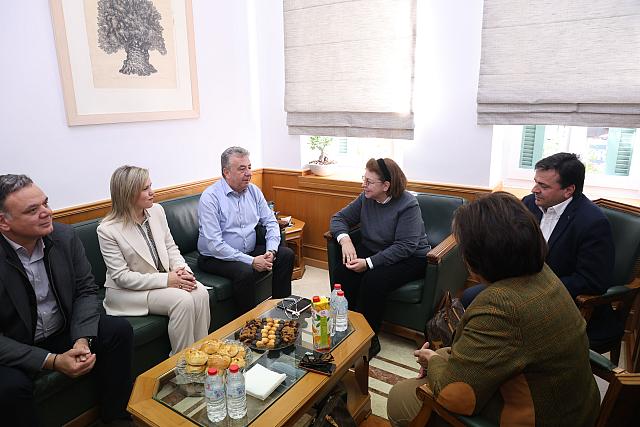 Μενδώνη - Περιφέρεια