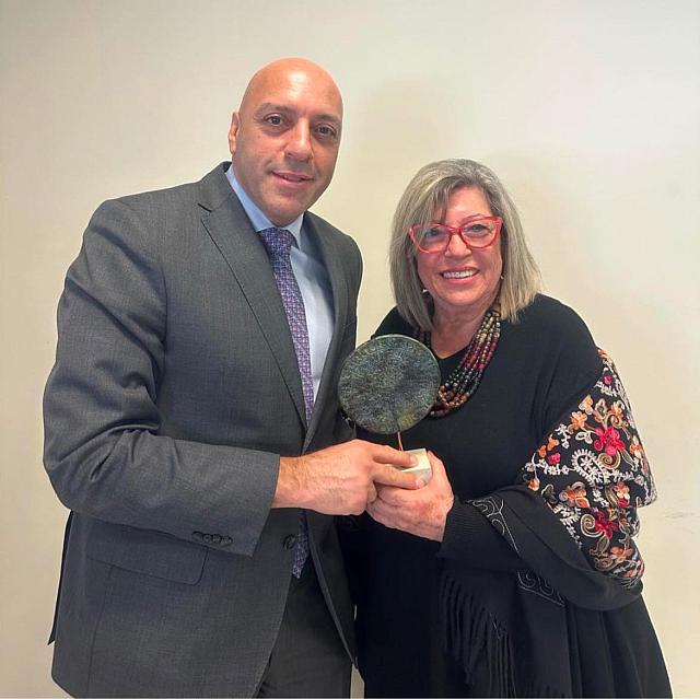 μαιρη παχιαδακη