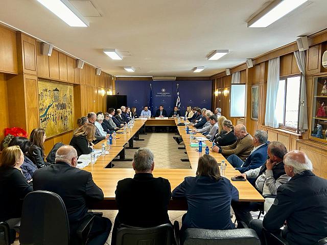 αυγενακης συσκεψη αλιεια