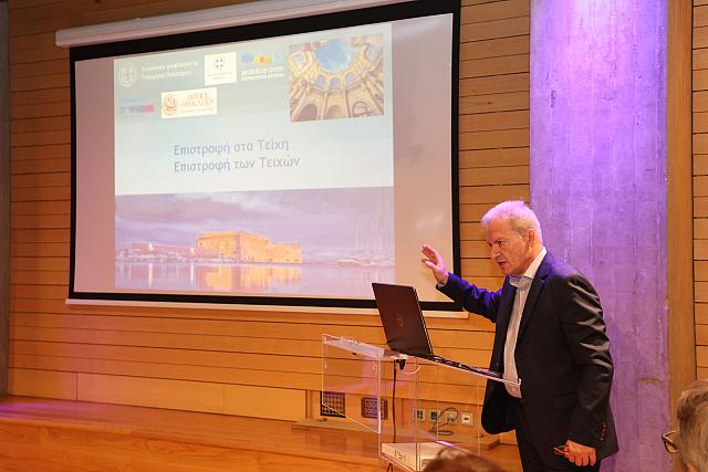 καλοκαιρινος