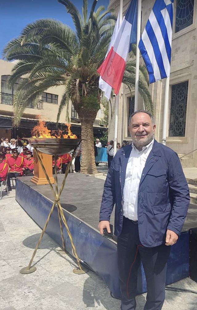 Γιάννης Κουράκης 