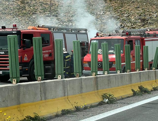 φωτια σε φορτηγό