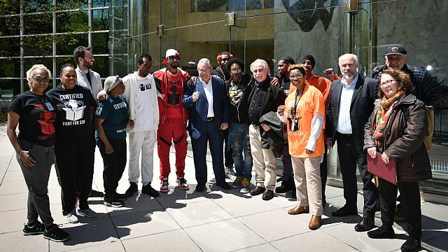 Κουτσούμπας Amazon 1