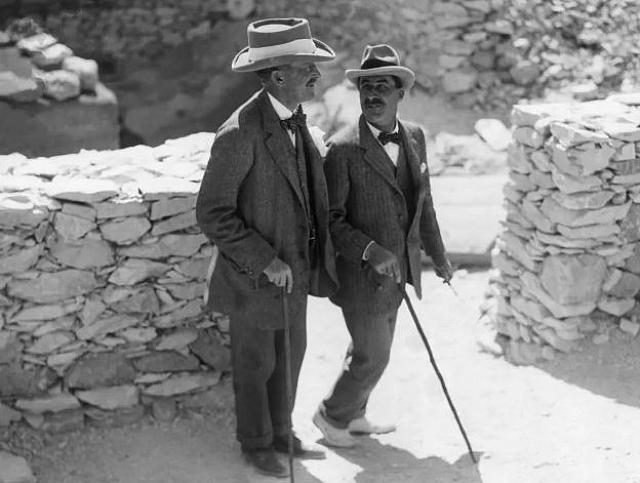 ΤΟΥΤΑΓΧΑΜΩΝ