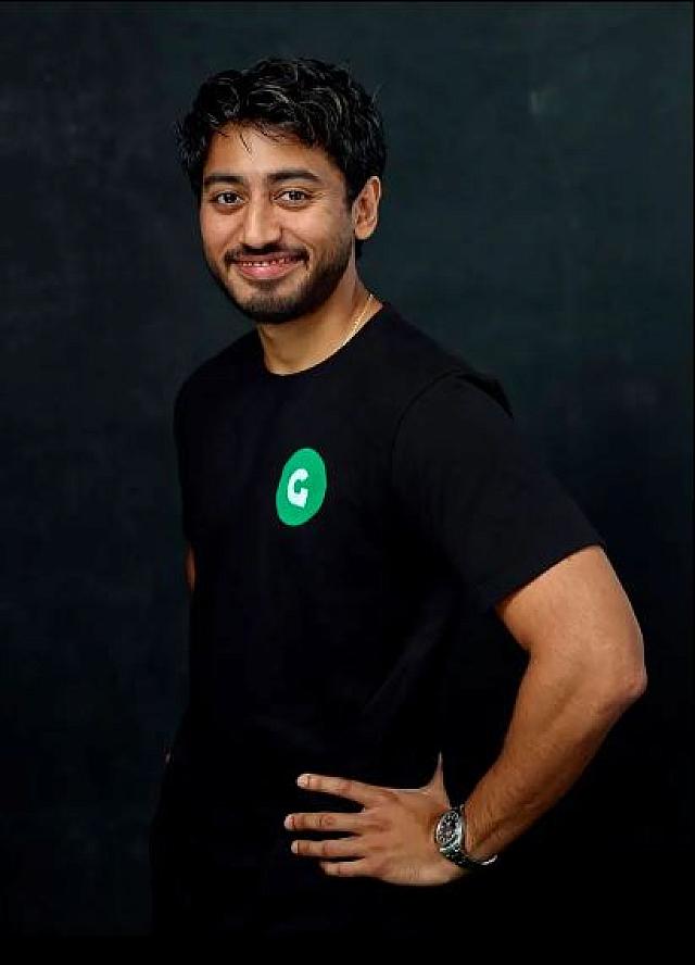 Αποκεφάλισε τον διευθύνοντα σύμβουλο