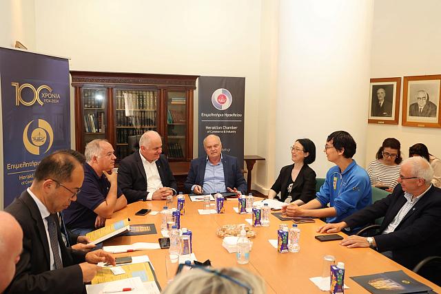 Επίσκεψη κινεζικής αντιπροσωπίας στο Επιμελητήριο Ηρακλείου