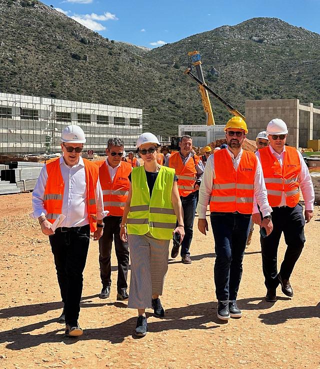 ΣΔΟΥΚΟΥ ΜΑΛΕΒΙΖΙ