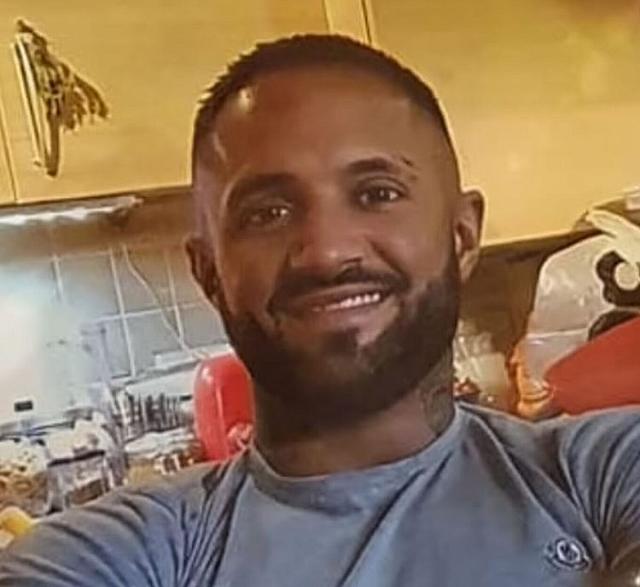 συντροφος Βρετανία