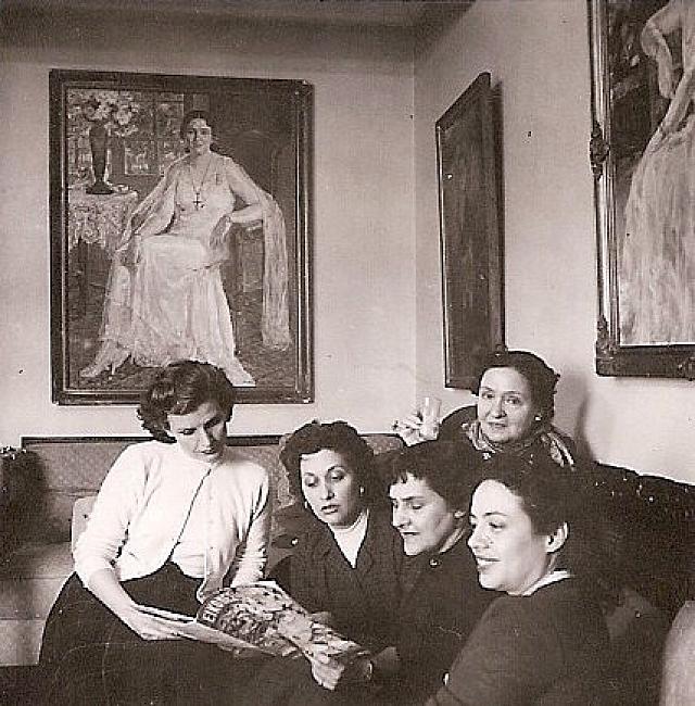 εγγονές κυβελης