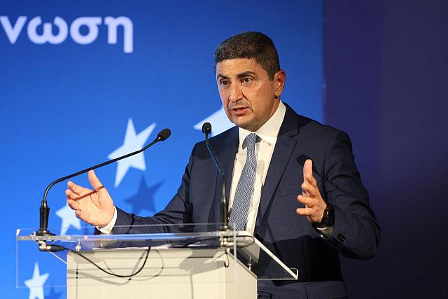 Λευτέρης Αυγενάκης