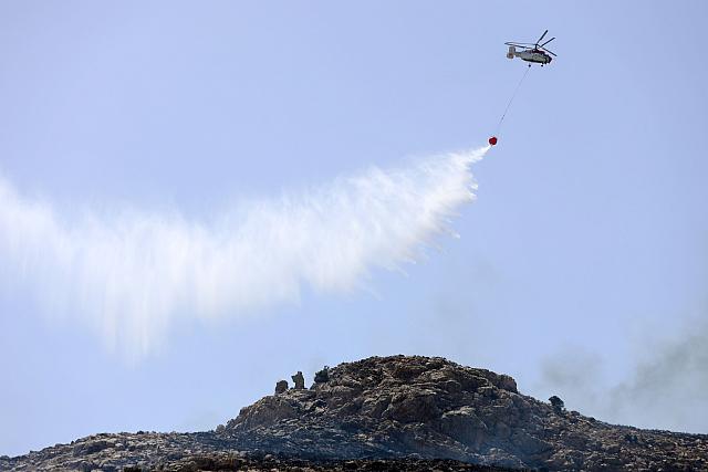Φωτιά στα Ακούμια