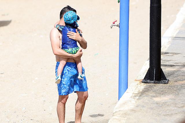 μωρό παραλία