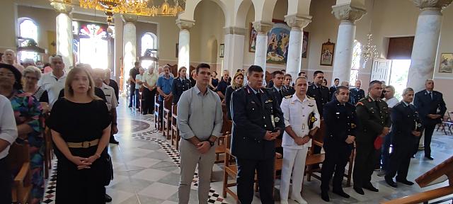 απόστρατοι