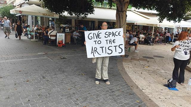 Καλλιτέχνες δρόμου στο Ηράκλειο