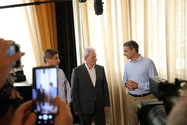 Καλοκαιρινός - Μητσοτάκης