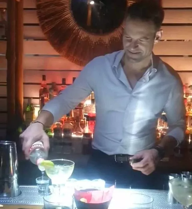 Κασσελάκης μπαρ