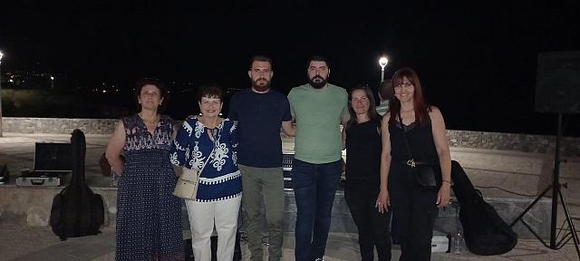 μαλλιαρή πέτρα