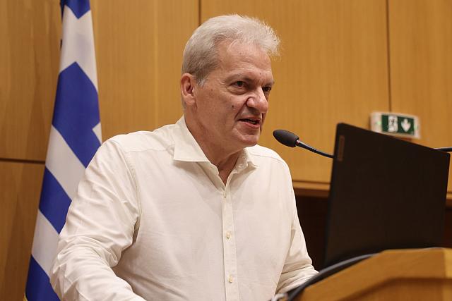 αλεξης καλοκαιρινός