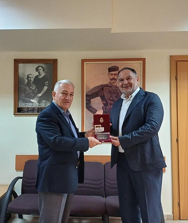 Γιάννης Κουράκης 