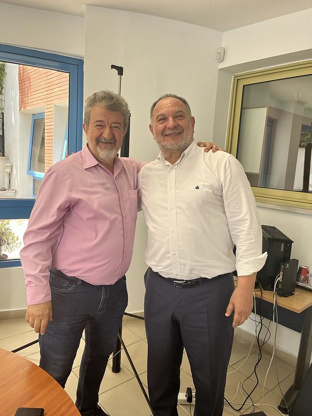 Γιάννης Κουράκης 