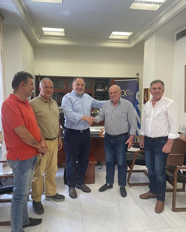 Γιάννης Κουράκης 